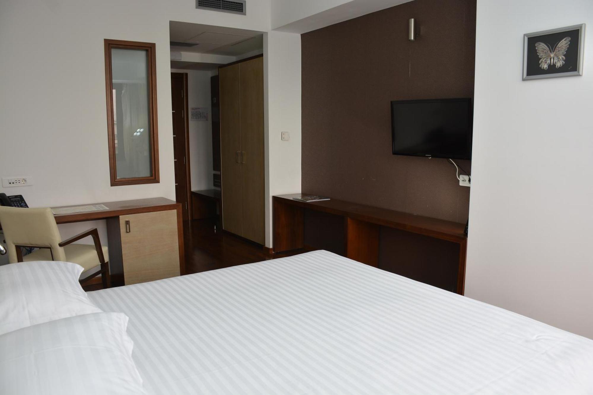 Luxury Skopje Apartments Bagian luar foto
